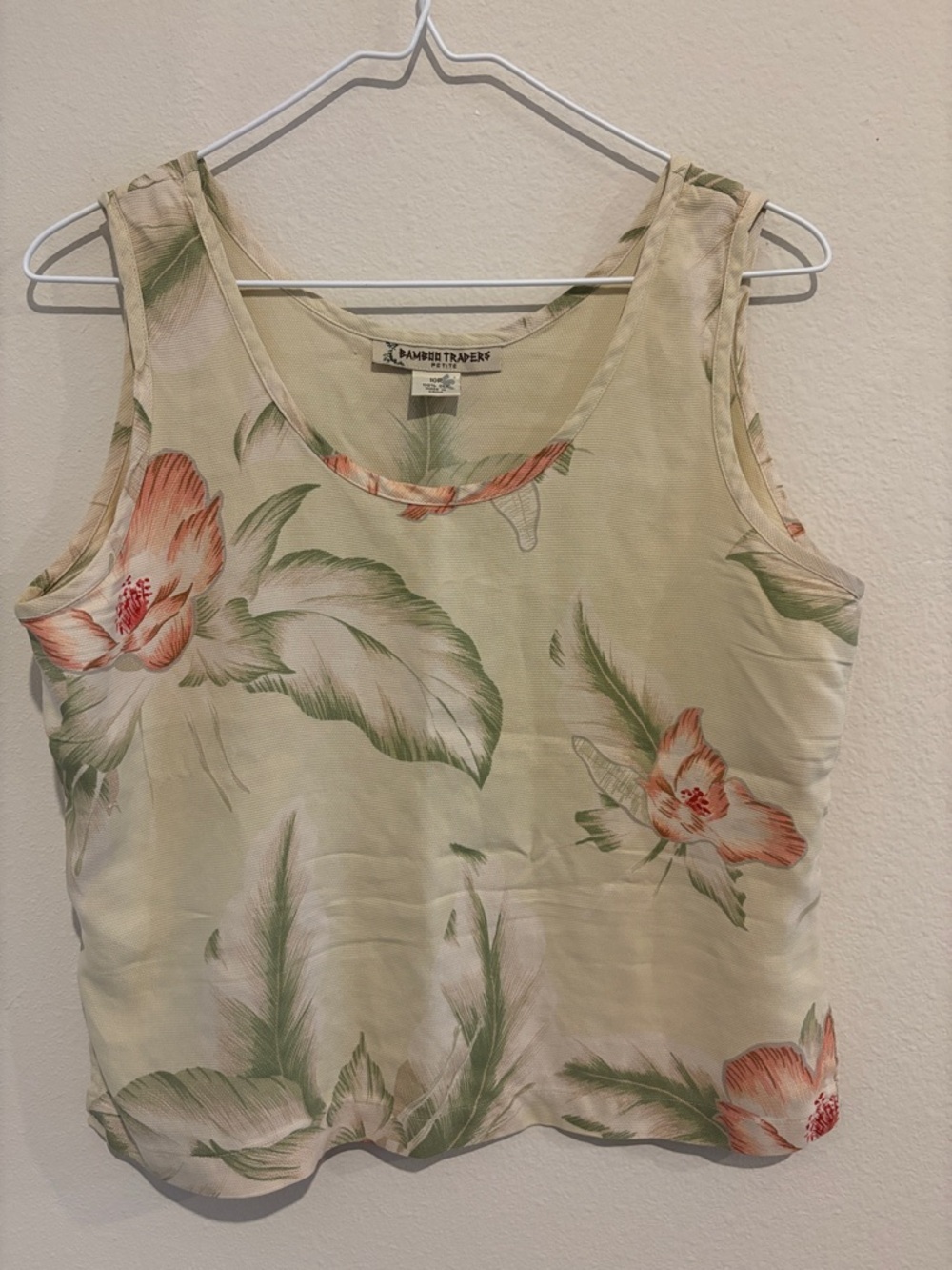 100% Silk tank top 2 inch wide sleeves with hibiscus flower and leaves design